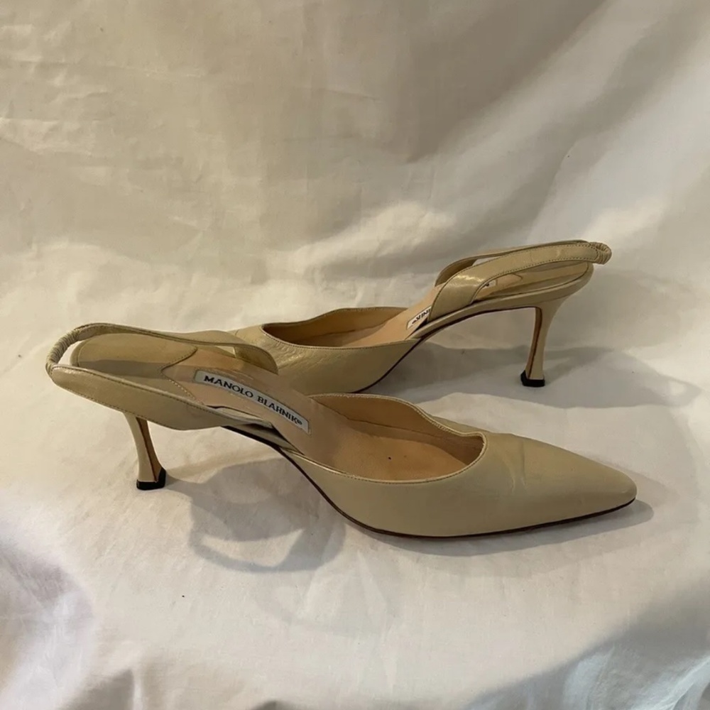 Manolo Blahnik Leather Slingback 38.5